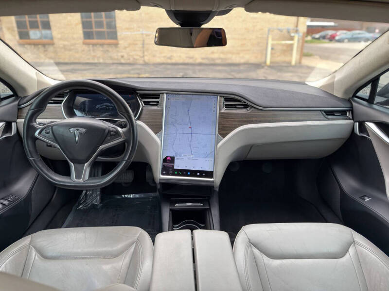 2016 Tesla Model S