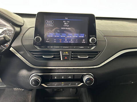 2020 Nissan Altima 2.5 SR