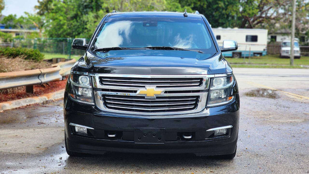2015 Chevrolet Suburban  - $19,900