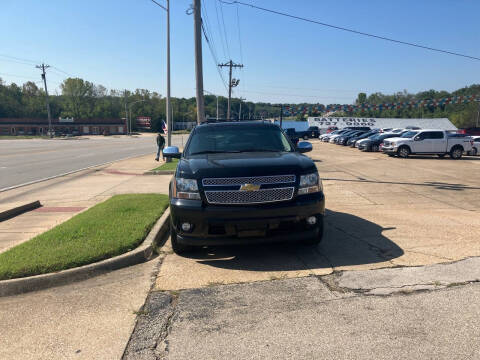 2013 Chevrolet Avalanche for sale at Greg's Auto Sales in Poplar Bluff MO