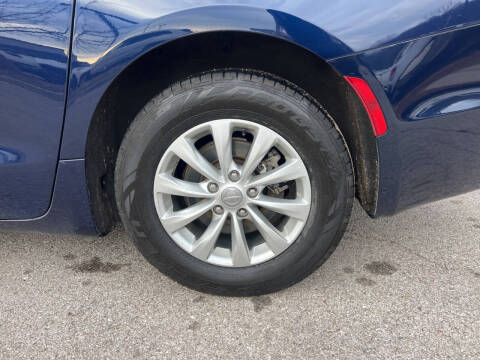 2019 Chrysler Pacifica Touring Plus