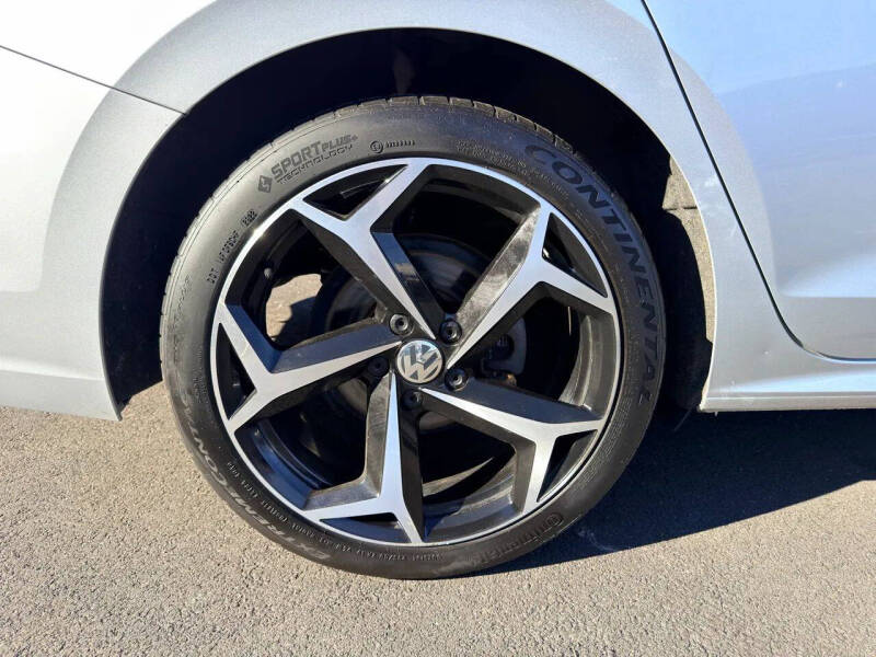 2020 Volkswagen Passat R-Line