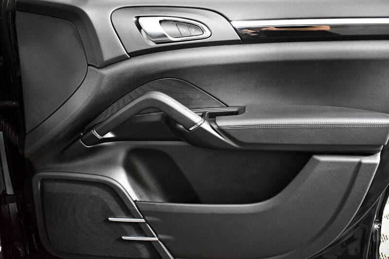 2015 Porsche Cayenne S