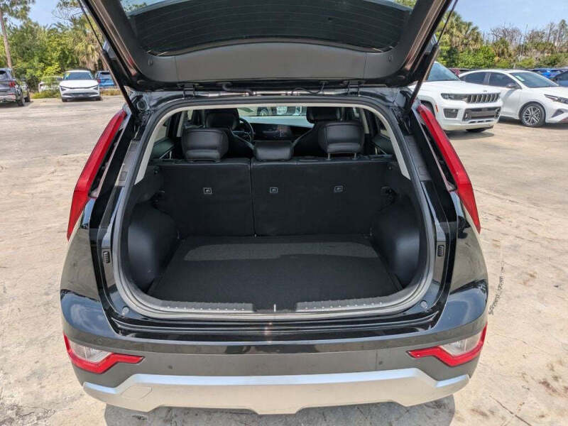 2024 Kia Niro EX