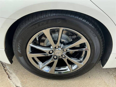 2015 Infiniti Q50