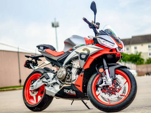 2021 Aprilia Tuono 660