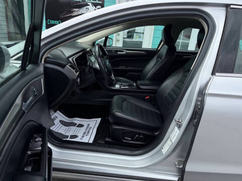 2017 Ford Fusion Energi SE Luxury