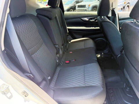 2018 Nissan Rogue SV