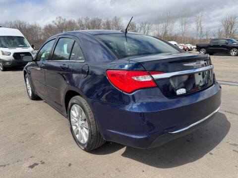 2014 Chrysler 200 LX