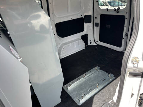 2019 Nissan NV200 SV