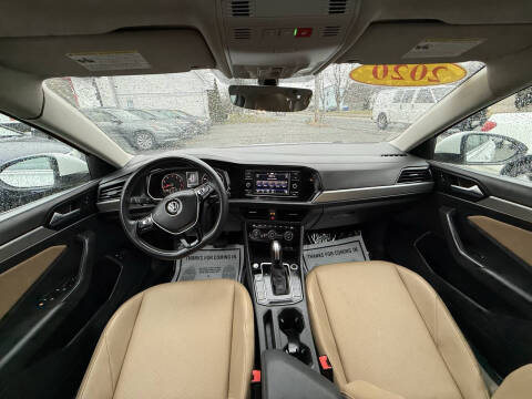 2020 Volkswagen Jetta R-Line