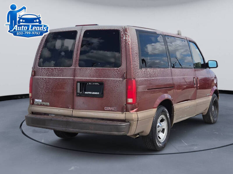 1998 GMC Safari SLE