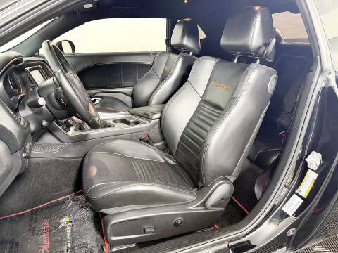 2016 Dodge Challenger 392 HEMI Scat Pack Shaker