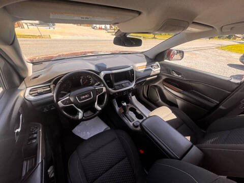 2017 GMC Acadia SLE-2