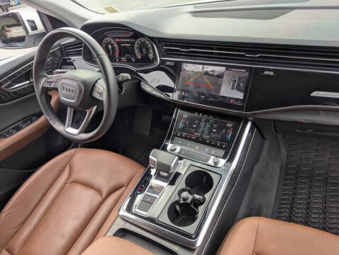 2022 Audi Q8 quattro Premium Plus 55 TFSI