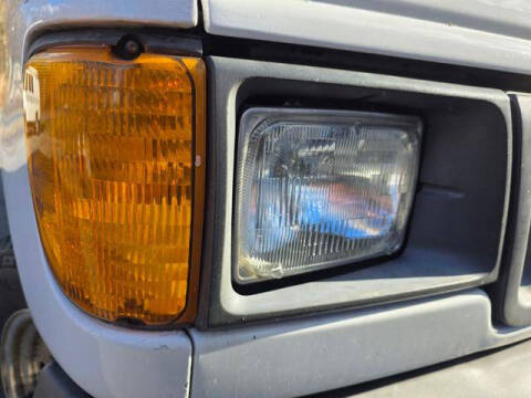 2005 Ford E-Series E-250