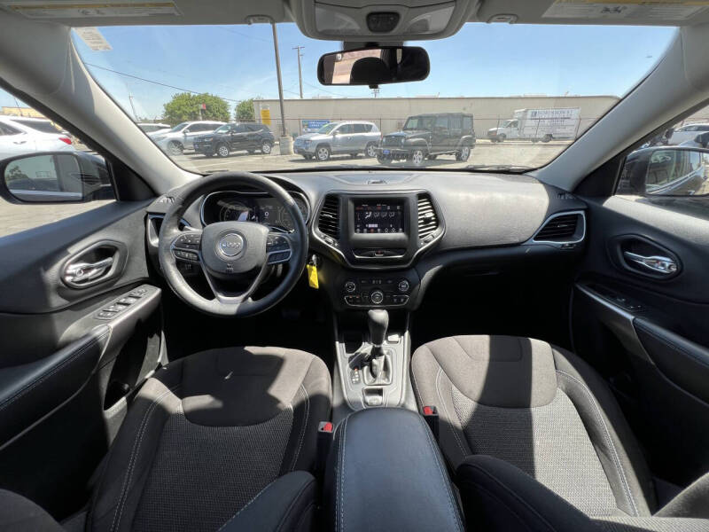 2019 Jeep Cherokee Latitude