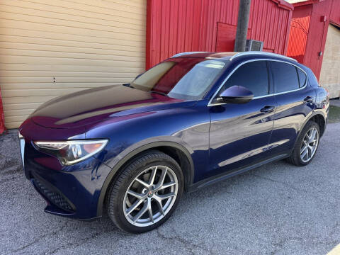 2018 Alfa Romeo Stelvio for sale at Pary's Auto Sales in Garland TX