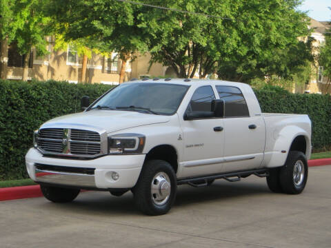 2006 Dodge Ram Pickup 3500 for sale at RBP Automotive Inc. in Houston TX