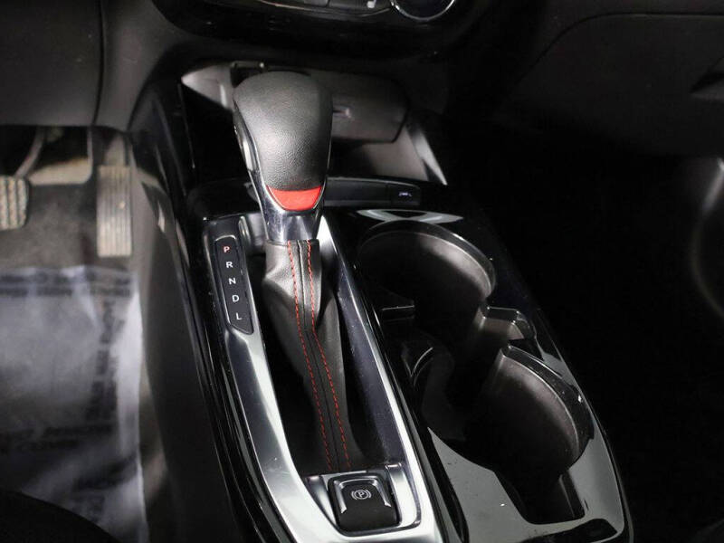 2025 Chevrolet Trax RS