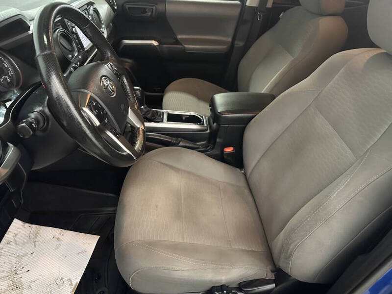 2016 Toyota Tacoma SR5 V6