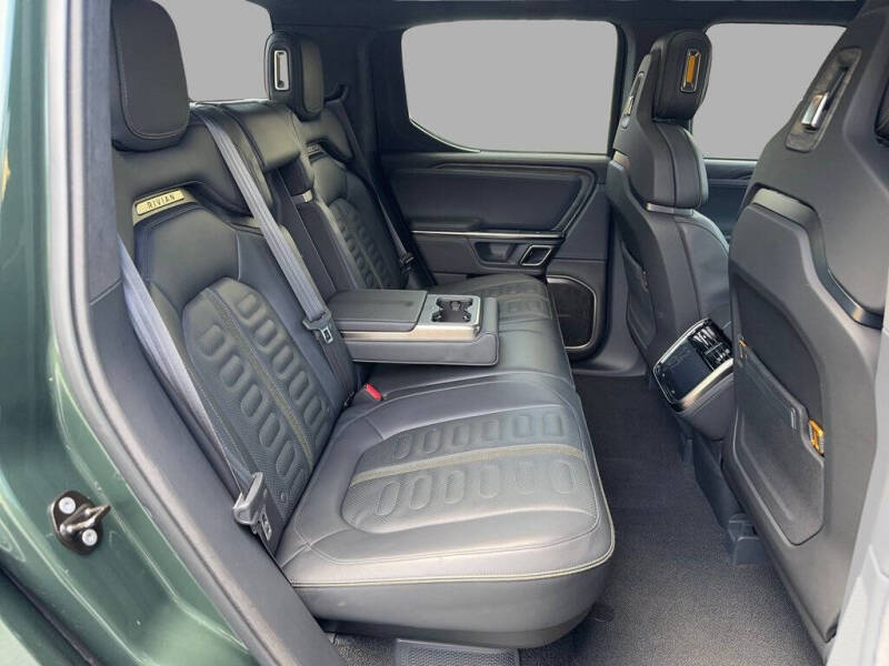 2022 Rivian R1T Adventure