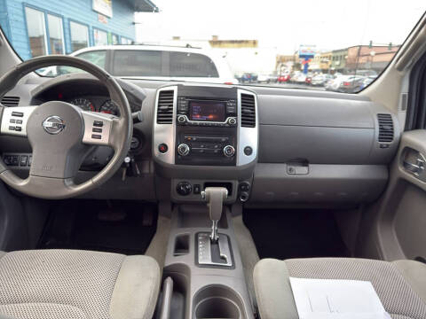 2017 Nissan Frontier SV