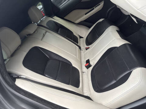 2019 Jaguar F-PACE S