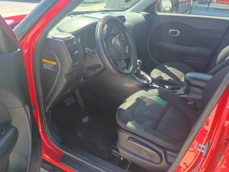2016 Kia Soul +