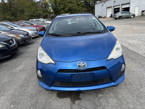 2014 Toyota Prius c Two