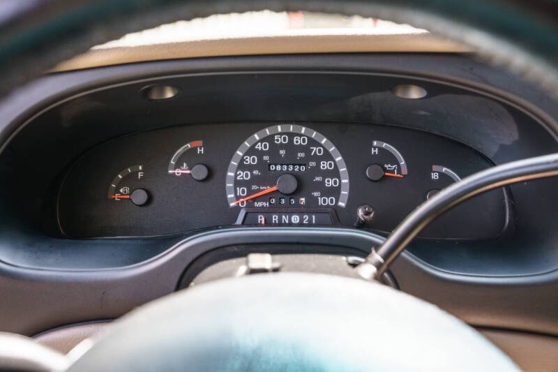 2002 Ford E-Series E-150