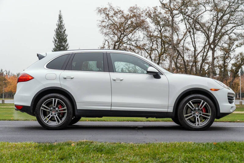 2013 Porsche Cayenne S