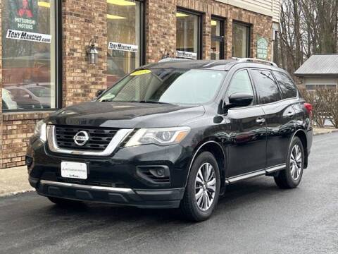 2018 Nissan Pathfinder for sale at The King of Credit in Clifton Park NY