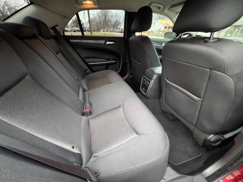 2020 Chrysler 300 Touring