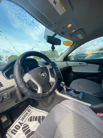 2011 Chevrolet Traverse LTZ