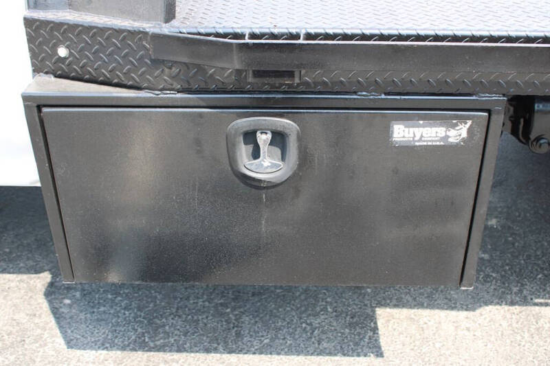 2023 Chevrolet Silverado 3500HD CC