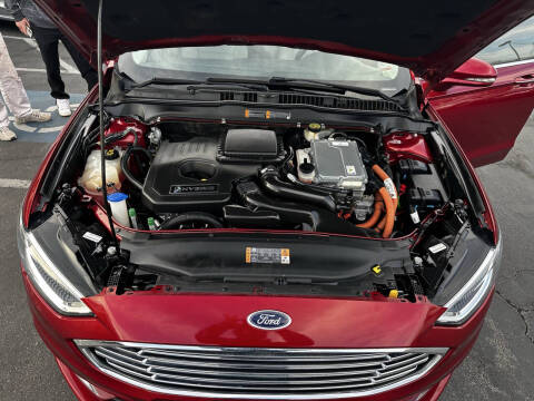 2017 Ford Fusion Hybrid SE