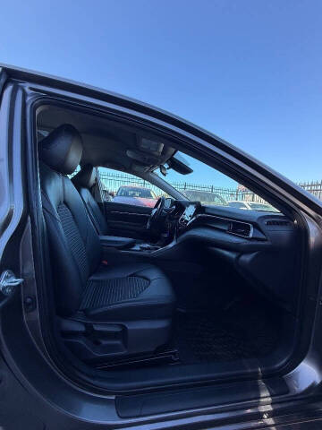 2022 Toyota Camry SE