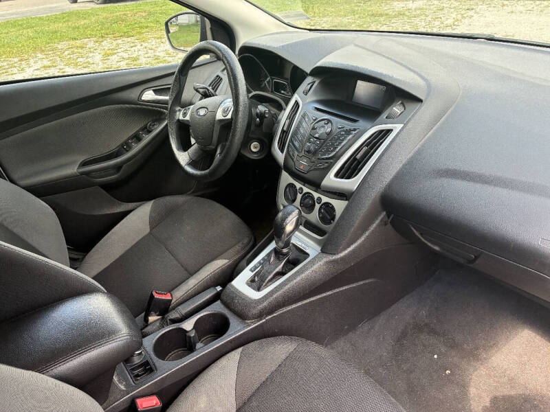 2014 Ford Focus SE