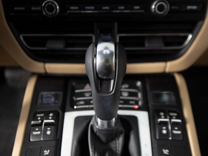 2021 Porsche Macan