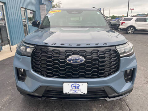 2025 Ford Explorer ST-Line