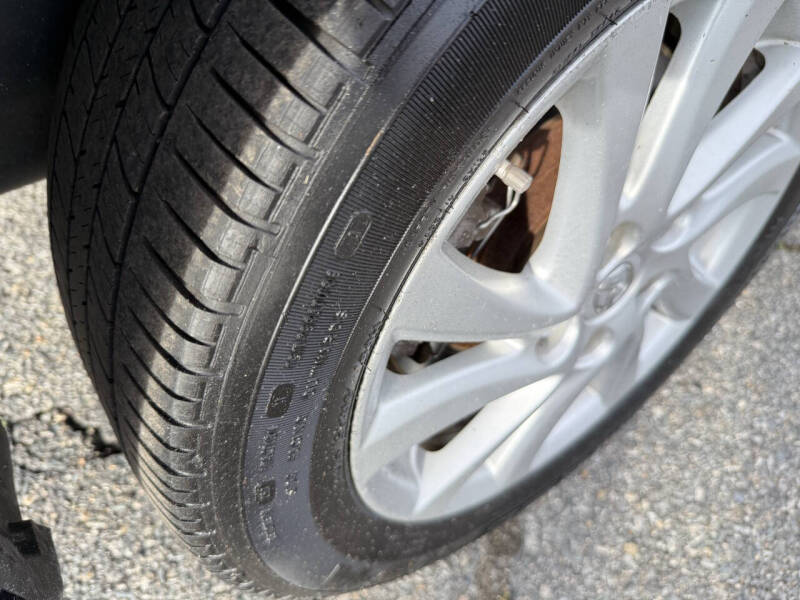 2012 Mazda MAZDA5 Sport