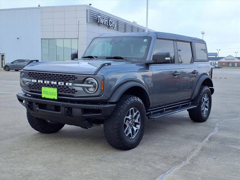 2022 Ford Bronco Badlands Advanced