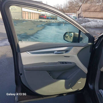 2017 Cadillac XT5 Premium Luxury