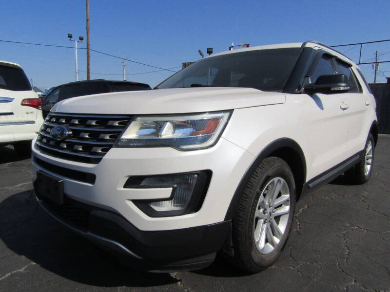 2017 Ford Explorer for sale at AJA AUTO SALES INC in South Houston TX