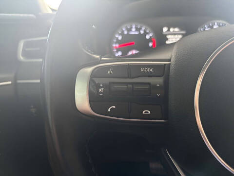 2022 Kia K5