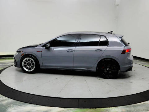 2024 Volkswagen Golf GTI 380 SE