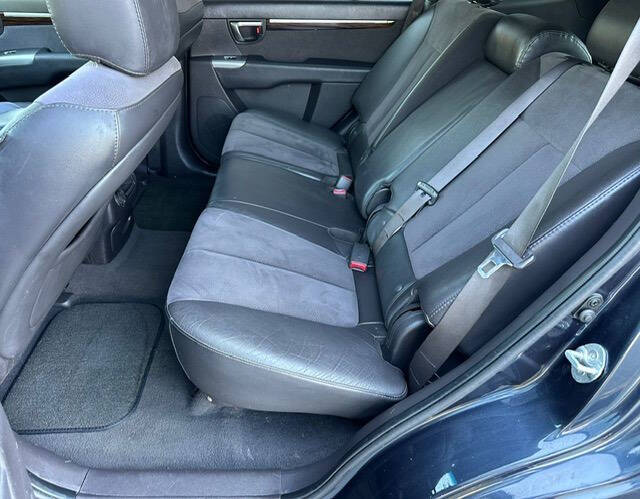 2011 Hyundai Santa Fe SE