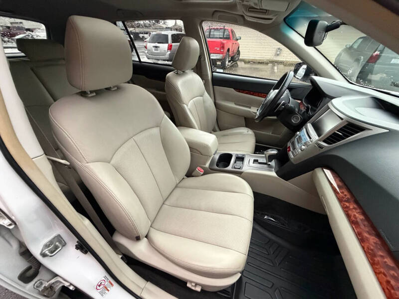 2012 Subaru Outback 3.6R Limited