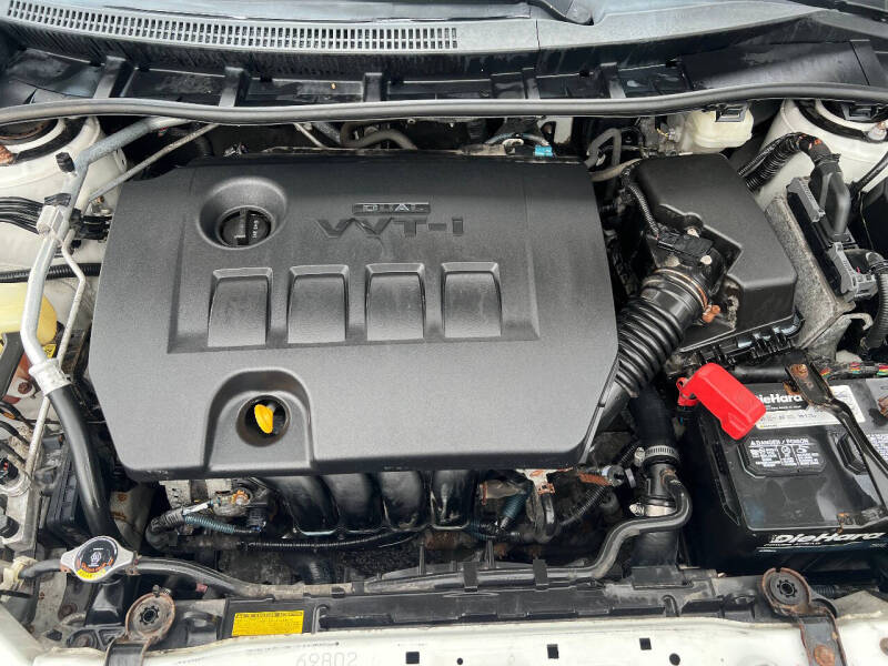 2011 Toyota Corolla LE